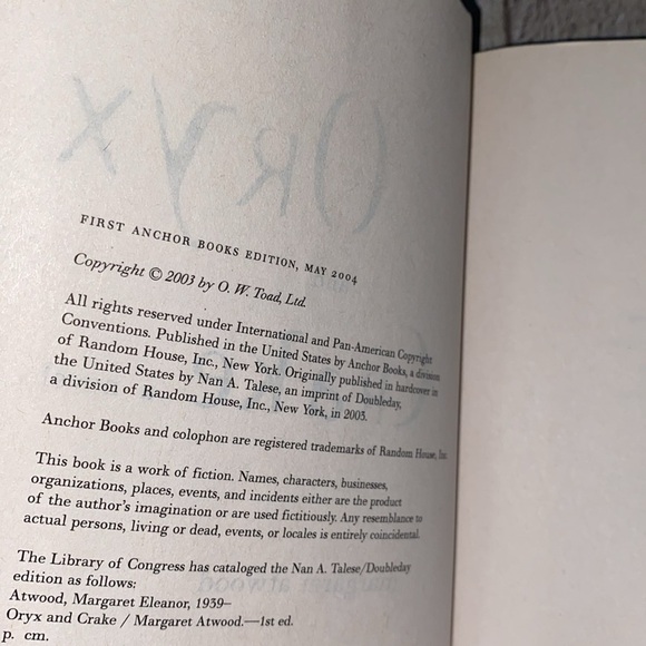 Oryx & Crake by Margaret Atwood novel book - Picture 4 of 8